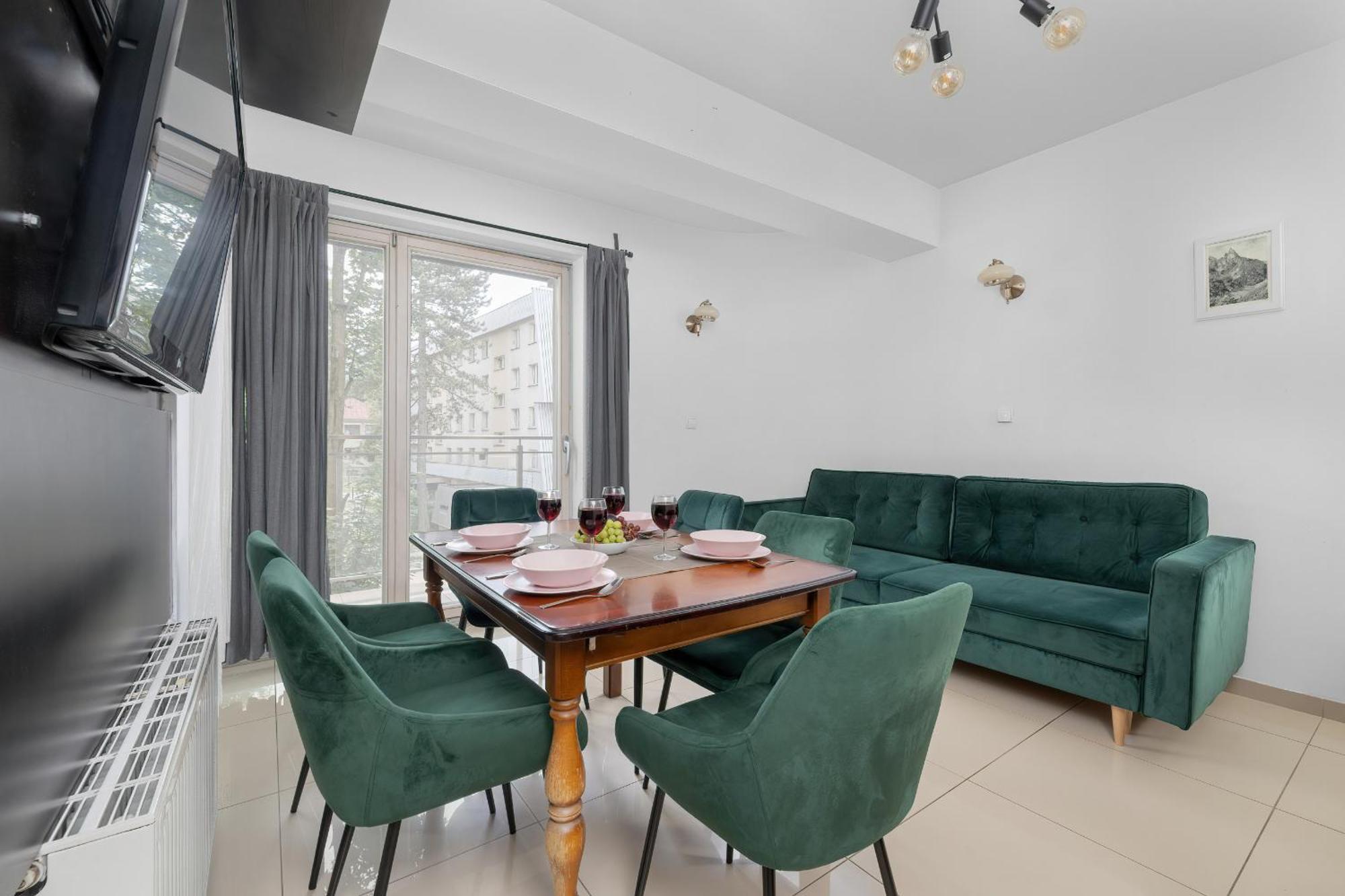 Przestronne W Zakopanem Z Trzema Sypialniami I Parkingiem By Renters Apartment